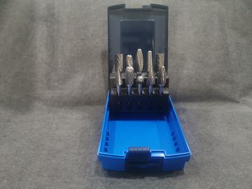 Un buon prezzo. SBAVATURE ROTATORIE DEL TUNGSTENO PER LE SBAVATURE DELLA MACINAZIONE DEL CARBURO DI DUREZZA DI WOOD/HIGH in linea